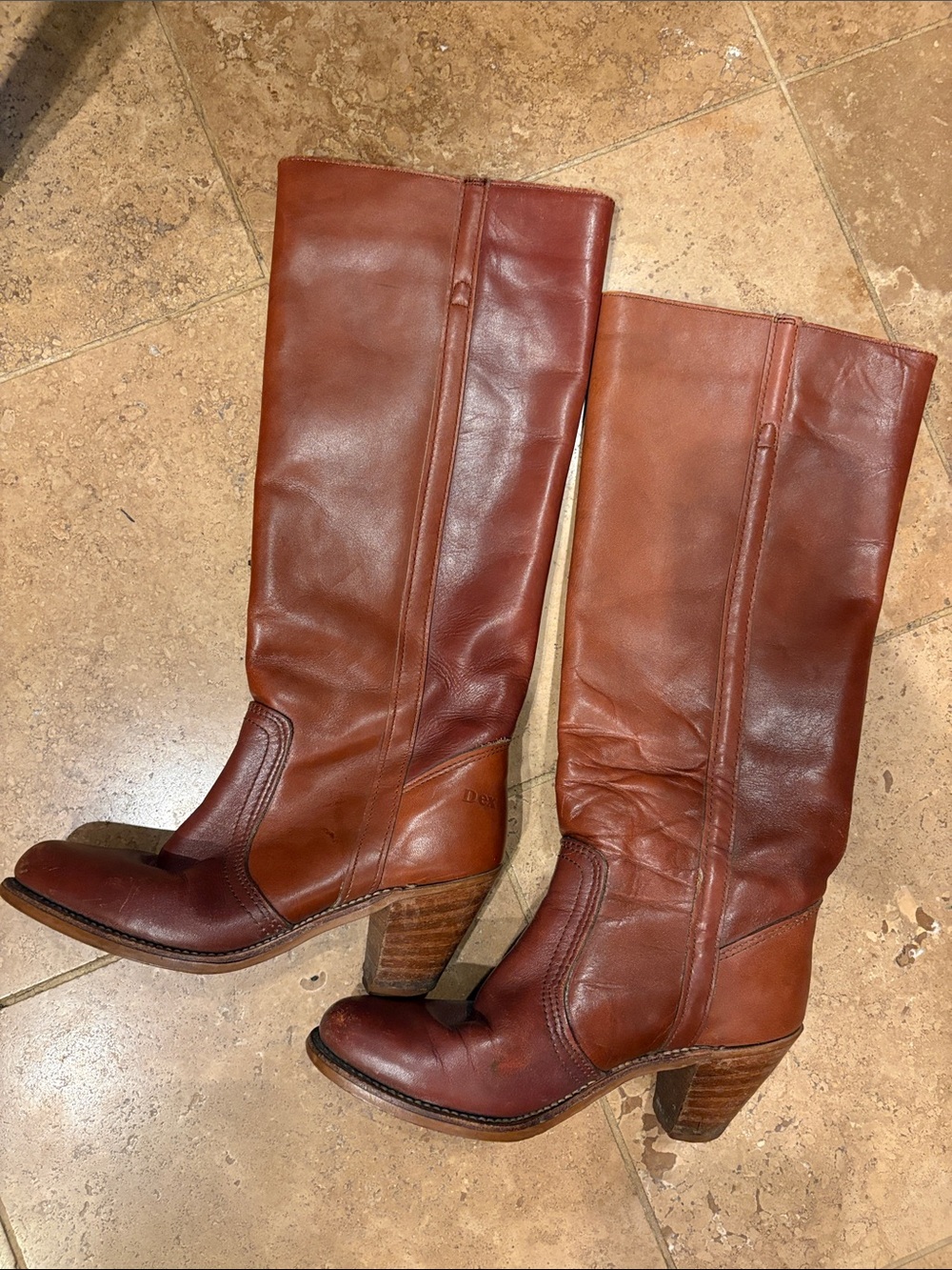 Dexter Vtg Women's Tall Leather Heeled Boots in Chestnut Brown